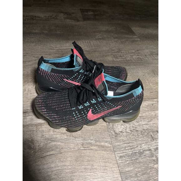 Wmns Air VaporMax Flyknit 3 ‘Black Hyper Pink Blue’ CZ7988-001 Size 8.5 - Picture 2 of 7